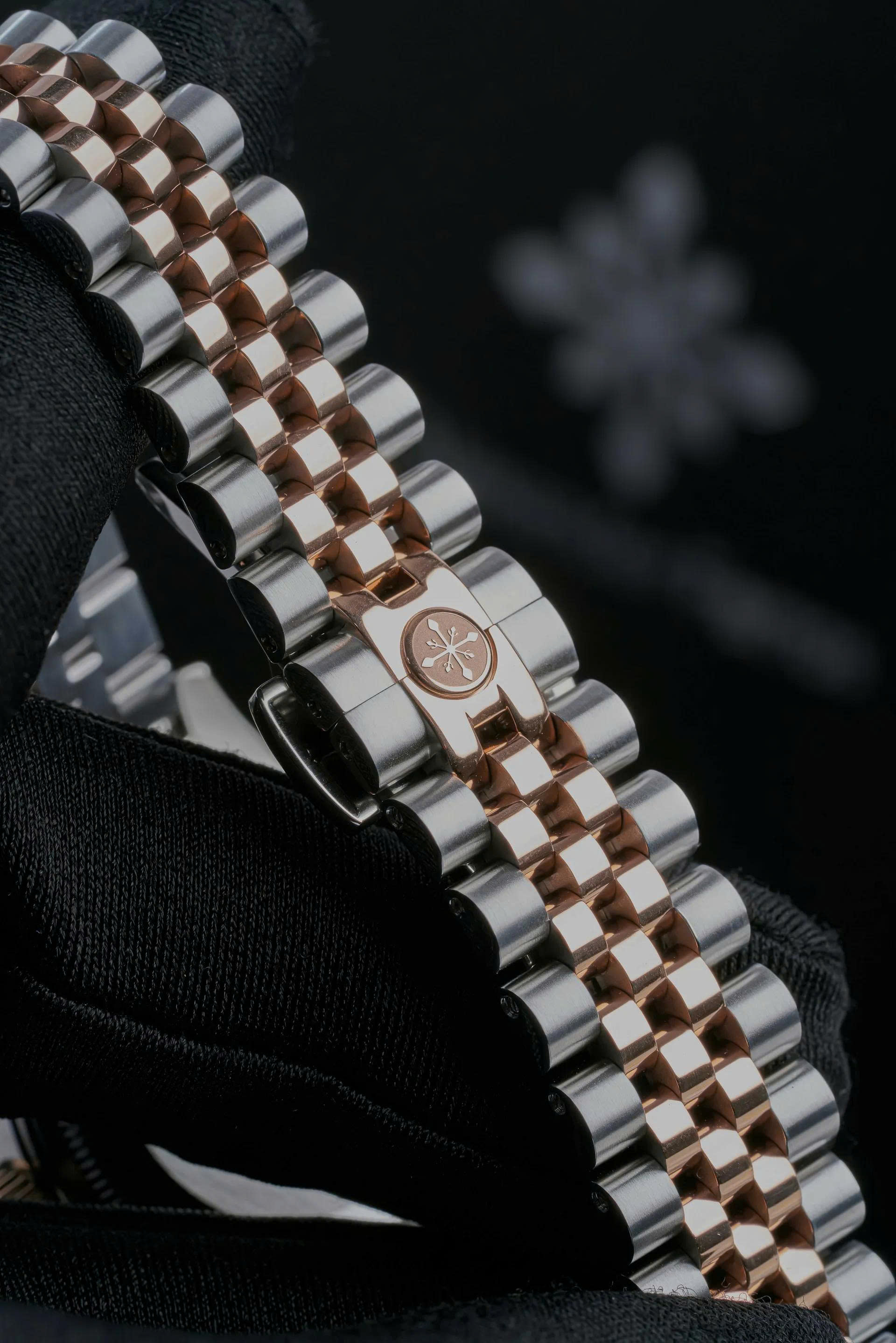 ĐỒNG HỒ NỮ ALEXANDER FERROS AUTOMATIC 8192D/01