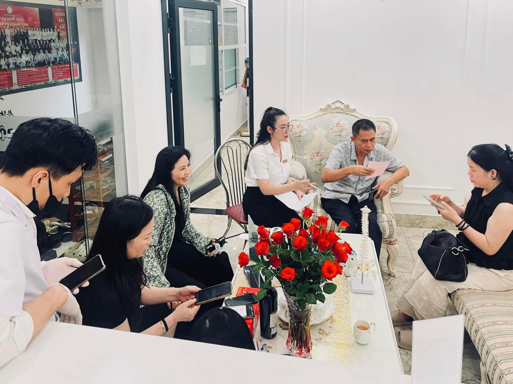 Câu chuyện mang tên - Khách hàng Phương Đông NDP