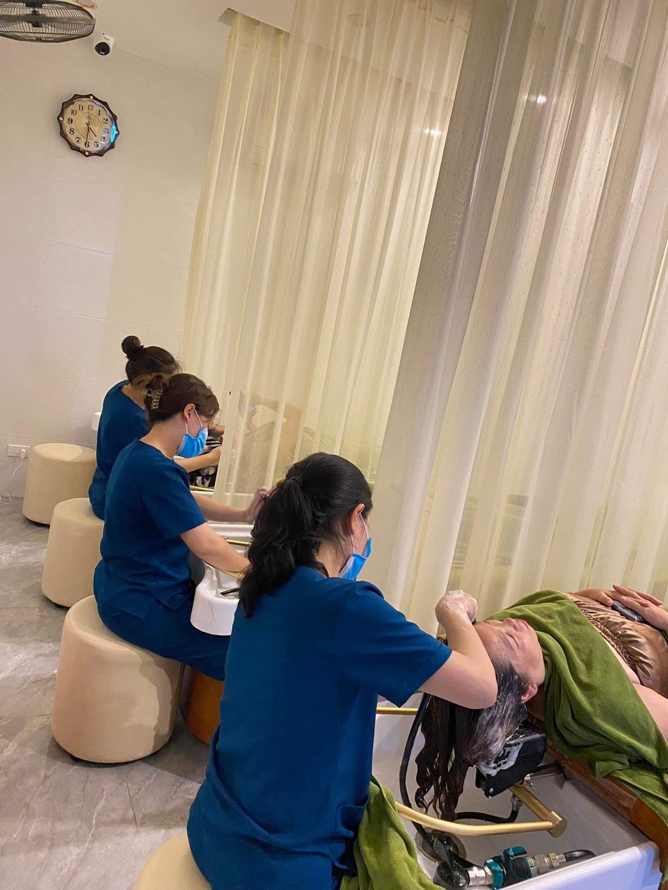 Gội đầu dưỡng sinh bằng sản phẩm thảo dược