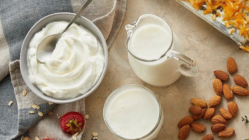 Hạt điều bao nhiêu calo? Ăn hạt điều có béo không? Lưu ý khi ăn