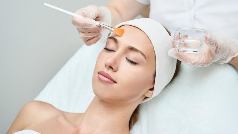 Peel da có tốt không? 11 tác dụng, lưu ý hiện tượng sau khi peel da