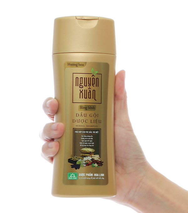 Dầu gội dược liệu Nguyên Xuân bồng bềnh hương hoa chai 200ml
