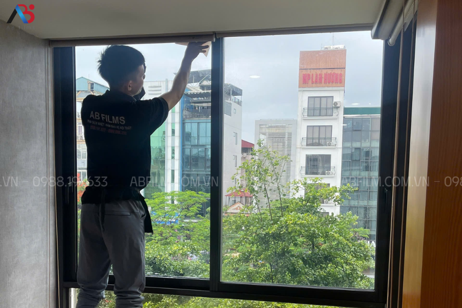 giấy dán kính phản quang