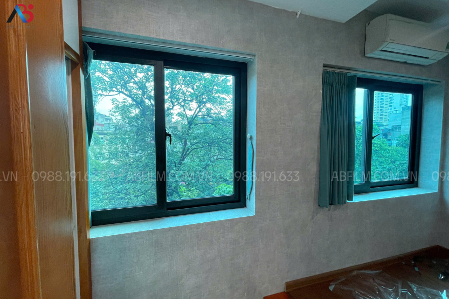 Phân biệt các loại giấy dán kính chống sáng