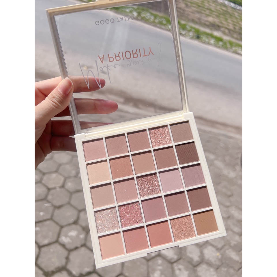 Bảng Phấn Mắt Nhũ Lì 25 ô GOGOTALES Chính Hãng - GOGO TALES Lì Dễ Tẩy Trang Tiện Dụng