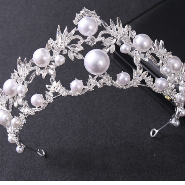Mẫu Vương Miện Cô Dâu Cao Cấp Đính Đá  [Liên Tục Cập Nhật Các Mẫu Mới Nhất]