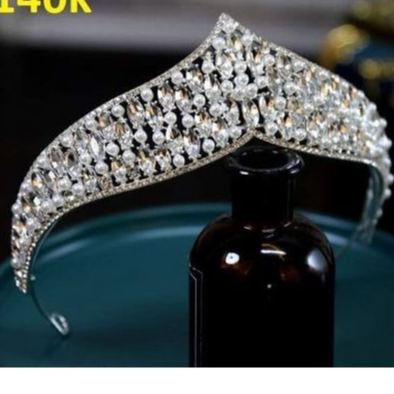 Mẫu Vương Miện Cô Dâu Cao Cấp Đính Đá  [Liên Tục Cập Nhật Các Mẫu Mới Nhất]