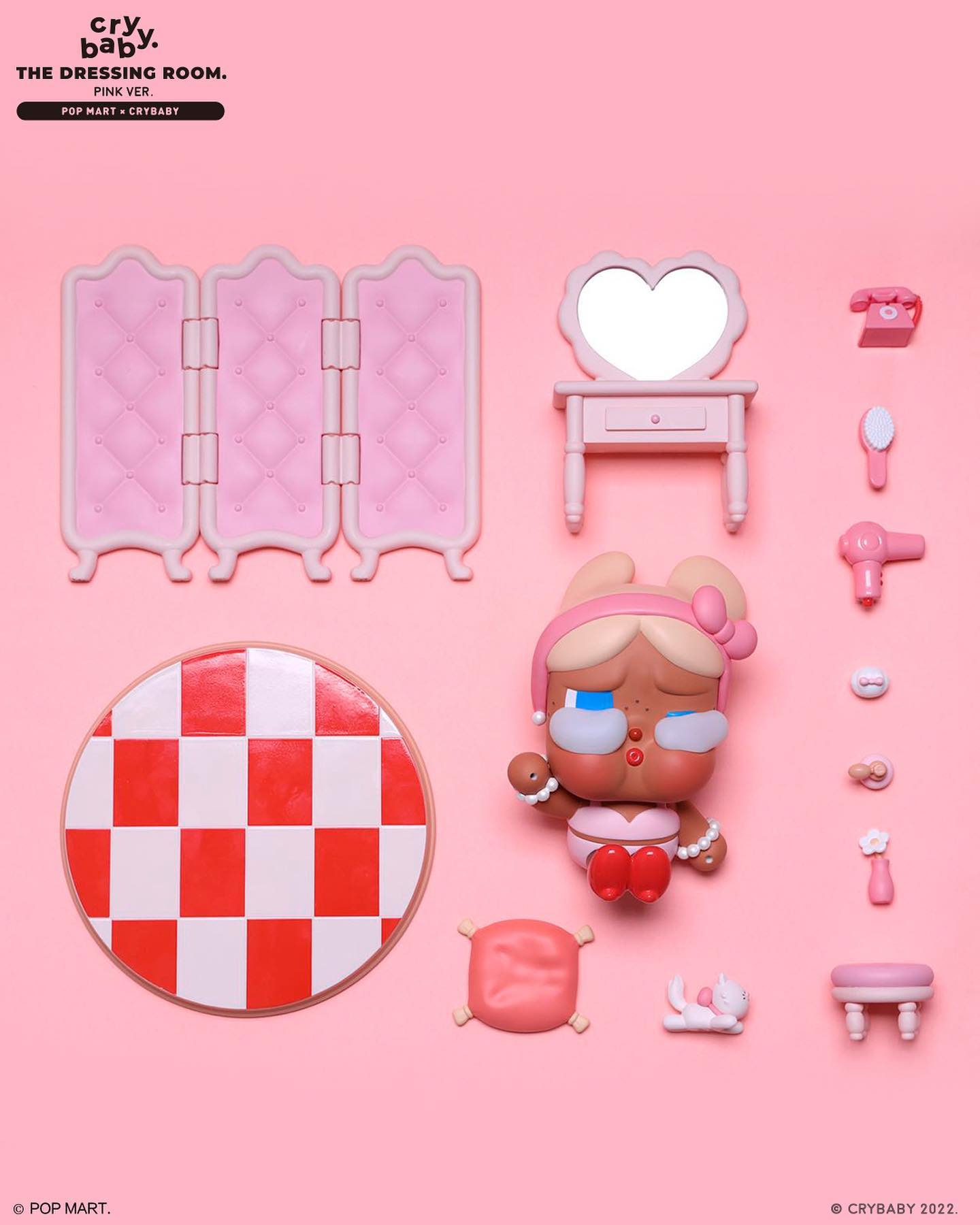 CRYBABY The Dressing Room Figurine (Pink Ver.)
