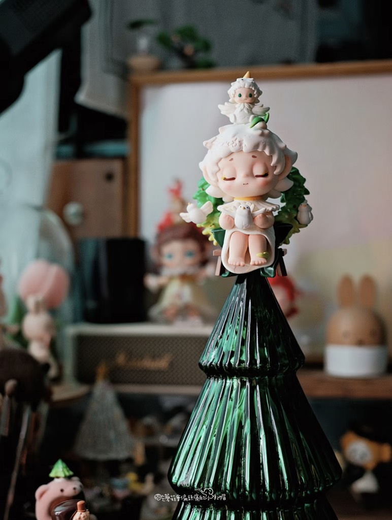 FAYA Standchen Of Snow Kingdom Figure Series