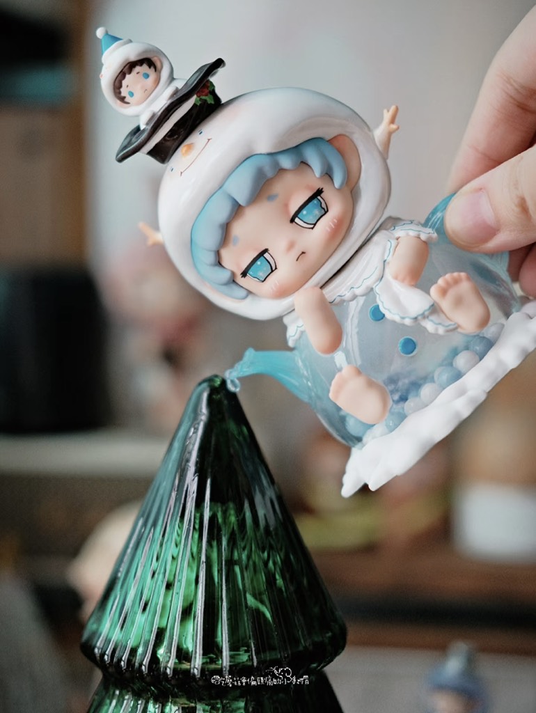 FAYA Standchen Of Snow Kingdom Figure Series