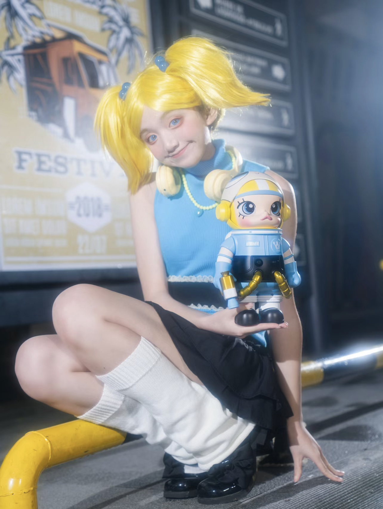 SPACE MOLLY x Powerpuff Girls 400% + 100% Figures - Bubbles