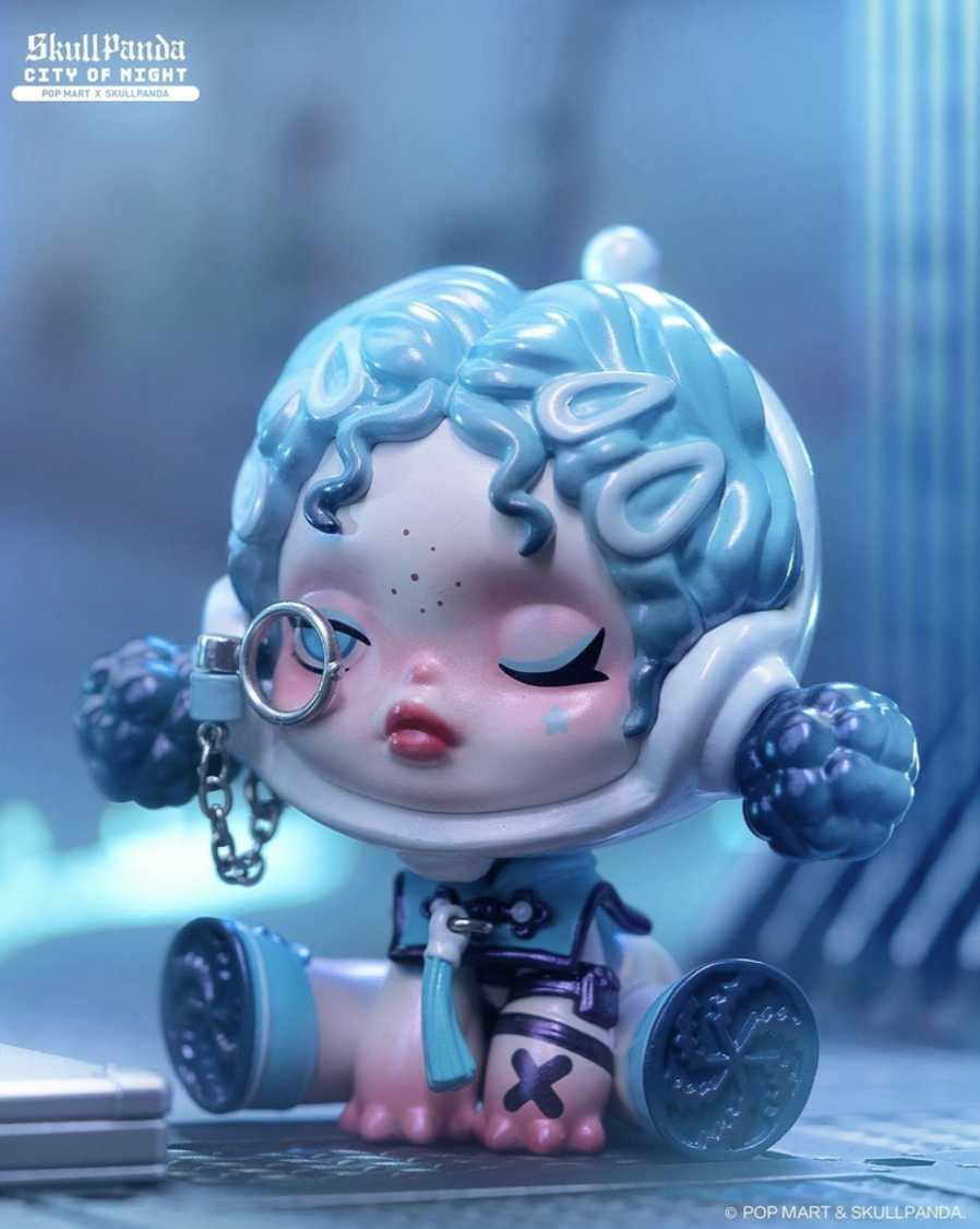 SKULLPANDA City Of Night Figure Series