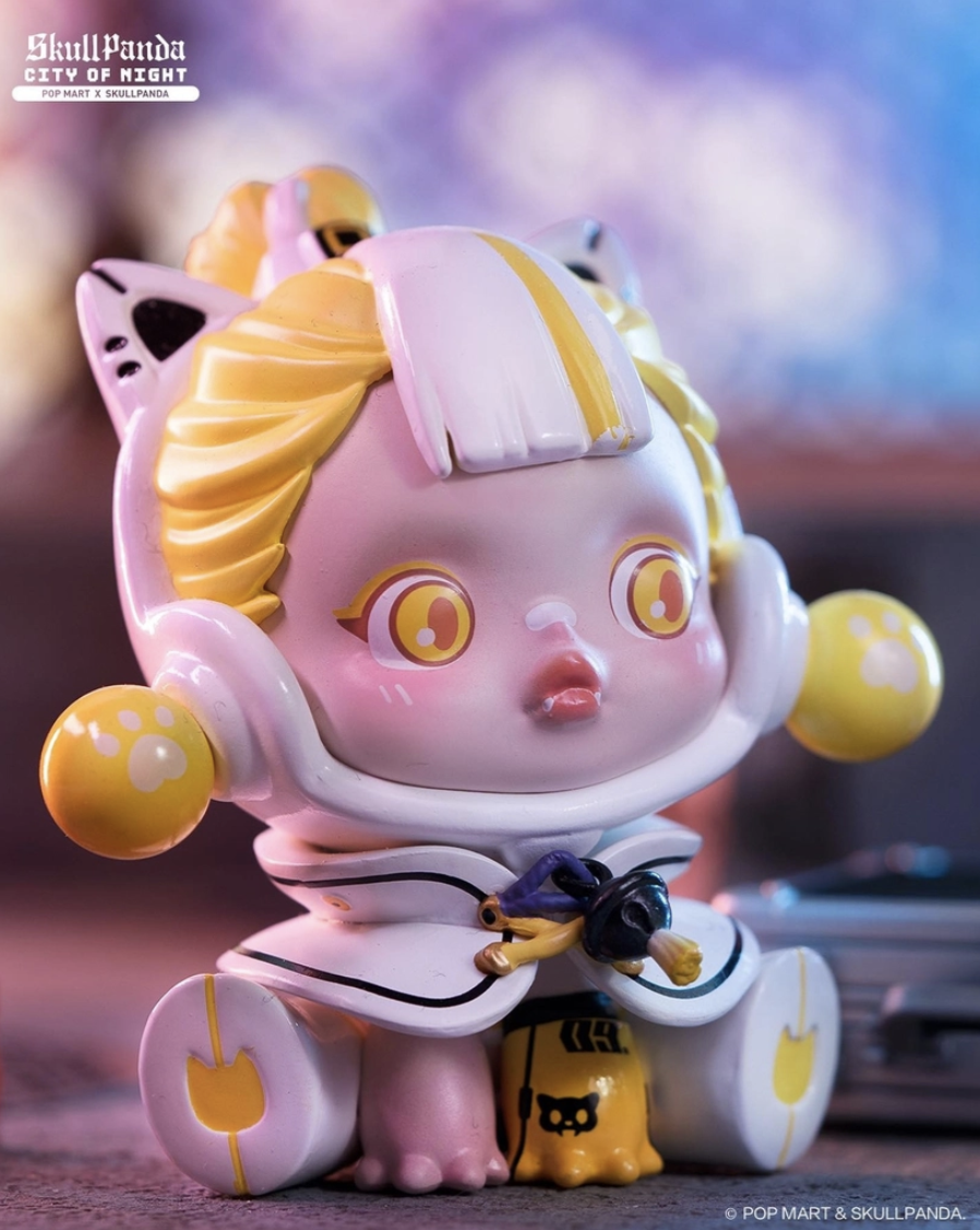 SKULLPANDA City Of Night Figure Series