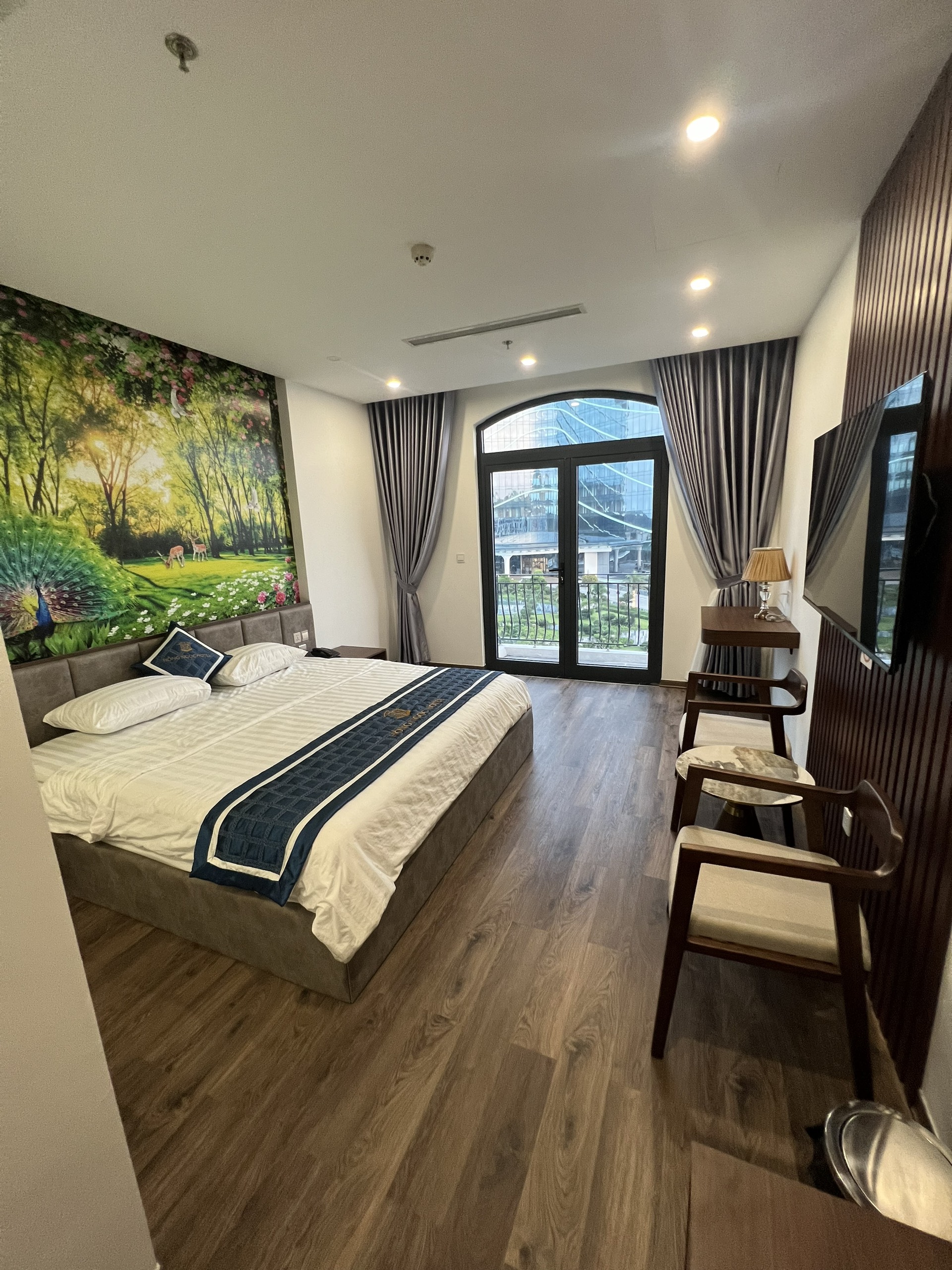 Phòng vip 503