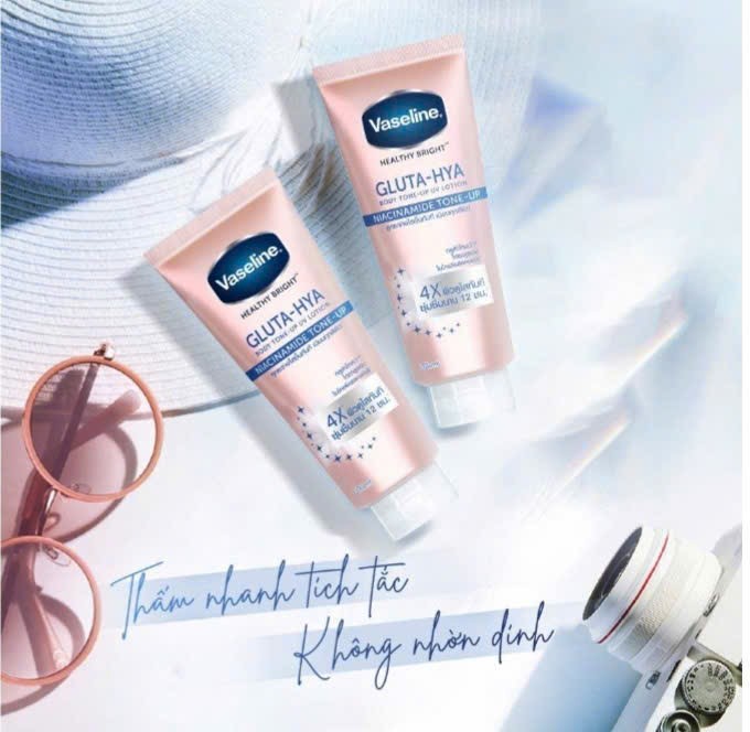 SỮA DƯỠNG THỂ VASELINE 300ml NÂNG TÔNG TỨC THÌ