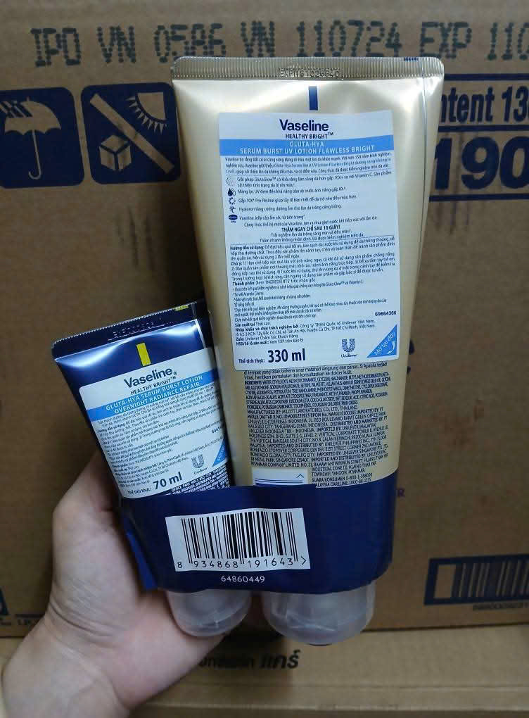 VASELINE sữa dưỡng thể GLUTA-HYA dưỡng sáng da (Vàng) 330ml