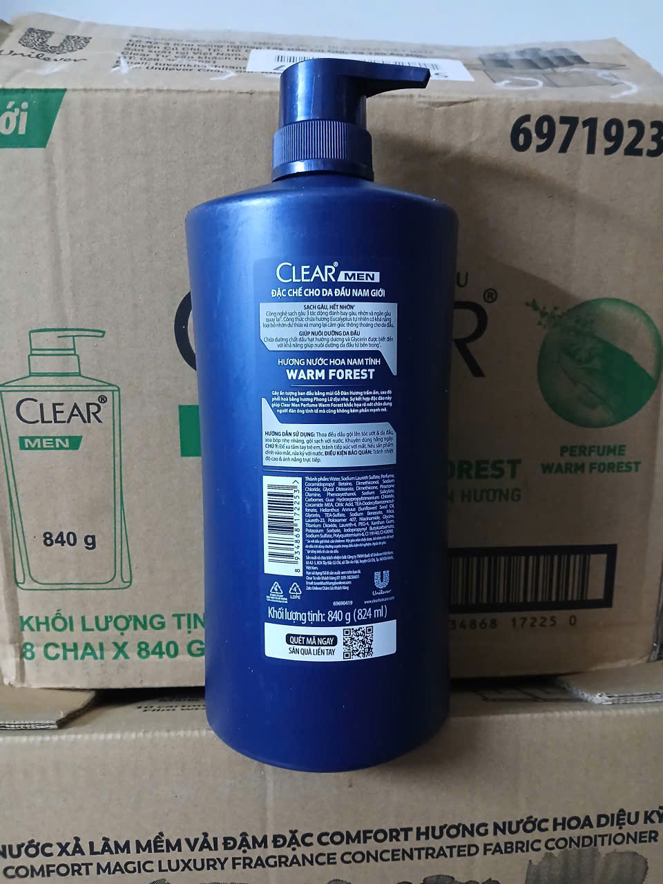 Dầu Gội Sạch Gàu CLEAR Men 840g Perfume Warm Forest - Hương Phong Lữ Và Gỗ Đàn Hương