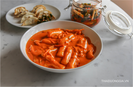 BÁNH GẠO HÀN QUỐC TTEOKBOKKI SỐT PHÔ MAI