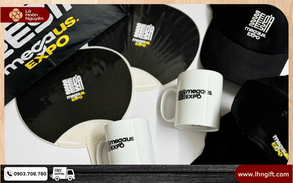 Giải Quyết Bài Toán Chọn Quà Tặng Cho Khách Hàng Trong Các Ngành Khác Nhau (Gợi Ý Ngành Giáo Dục, Du Lịch, Logistic)