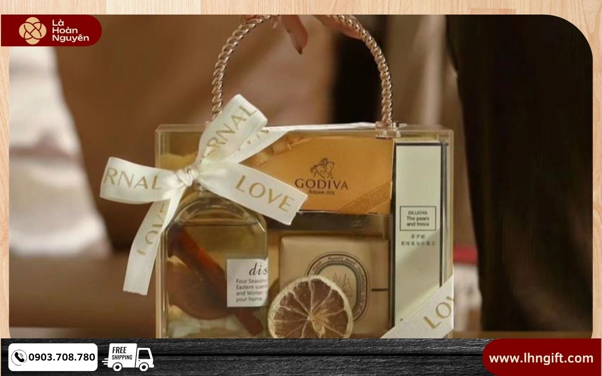 Chào Đón Nhân Viên Mới: Bí Quyết Tạo Dấu Ấn Cho Ngày Đầu Gia Nhập