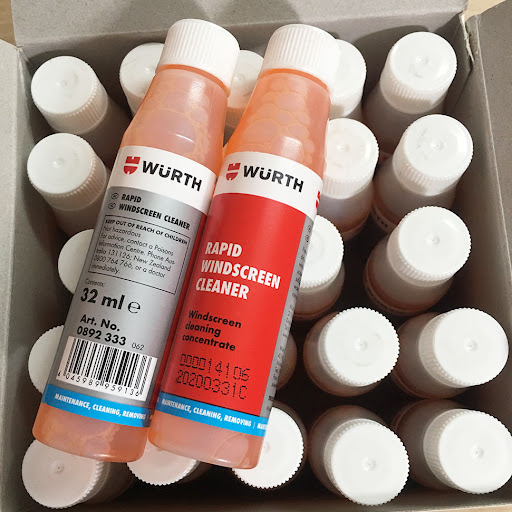 Chất rửa nhanh kính lái tiện dụng Wurth 32ml