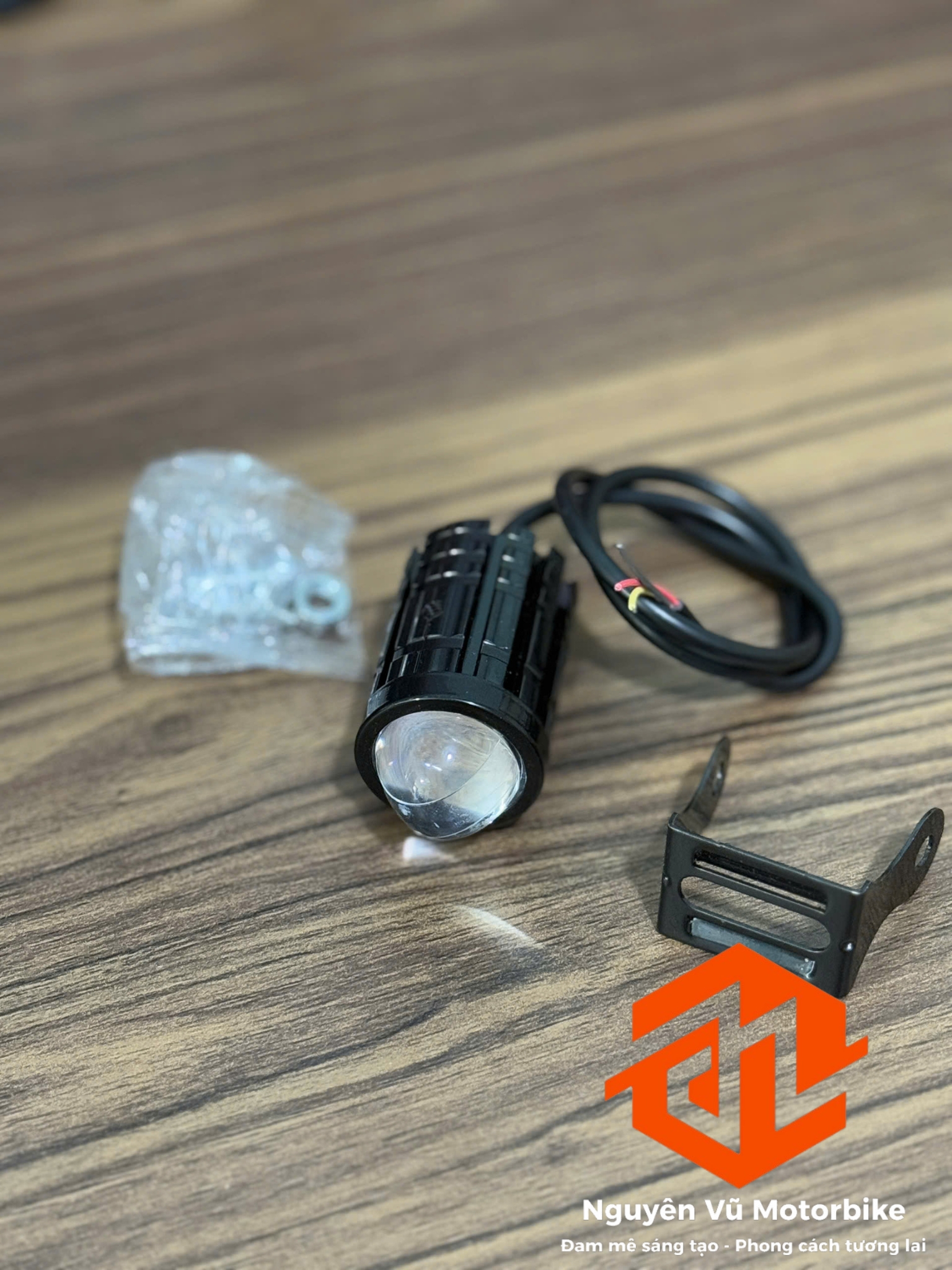 Trợ sáng 12V 6watt