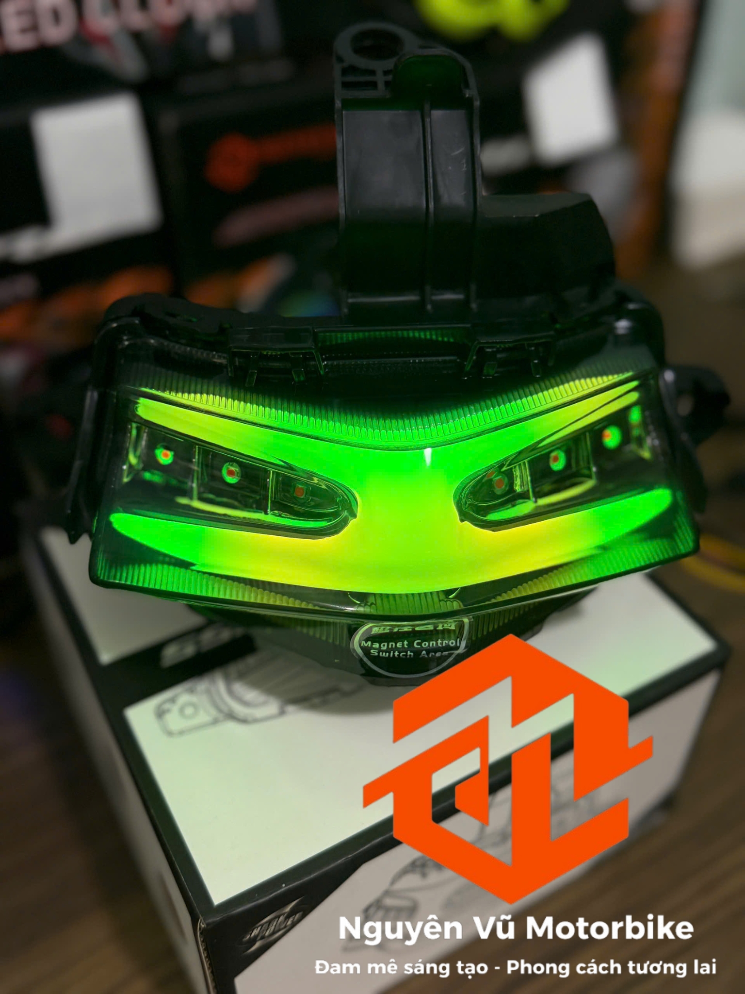 Đuôi đèn NVX V1