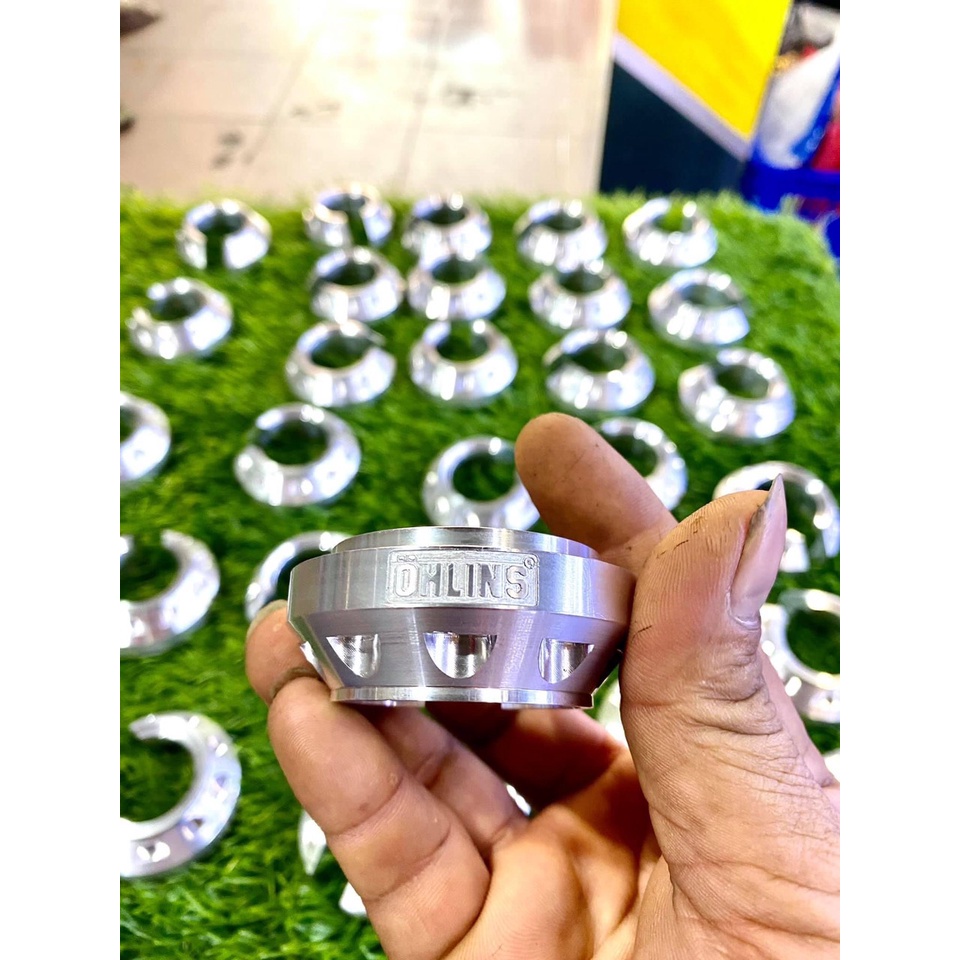 Chén nhôm cnc gắn phuộc Ohlins YSS
