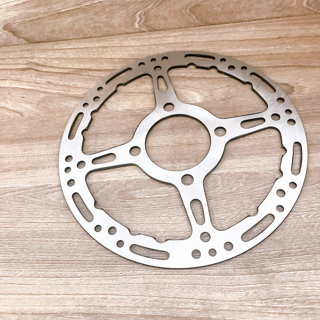 Đĩa phay thái size 220mm 4 lỗ thông dụng mẫu 4 cánh