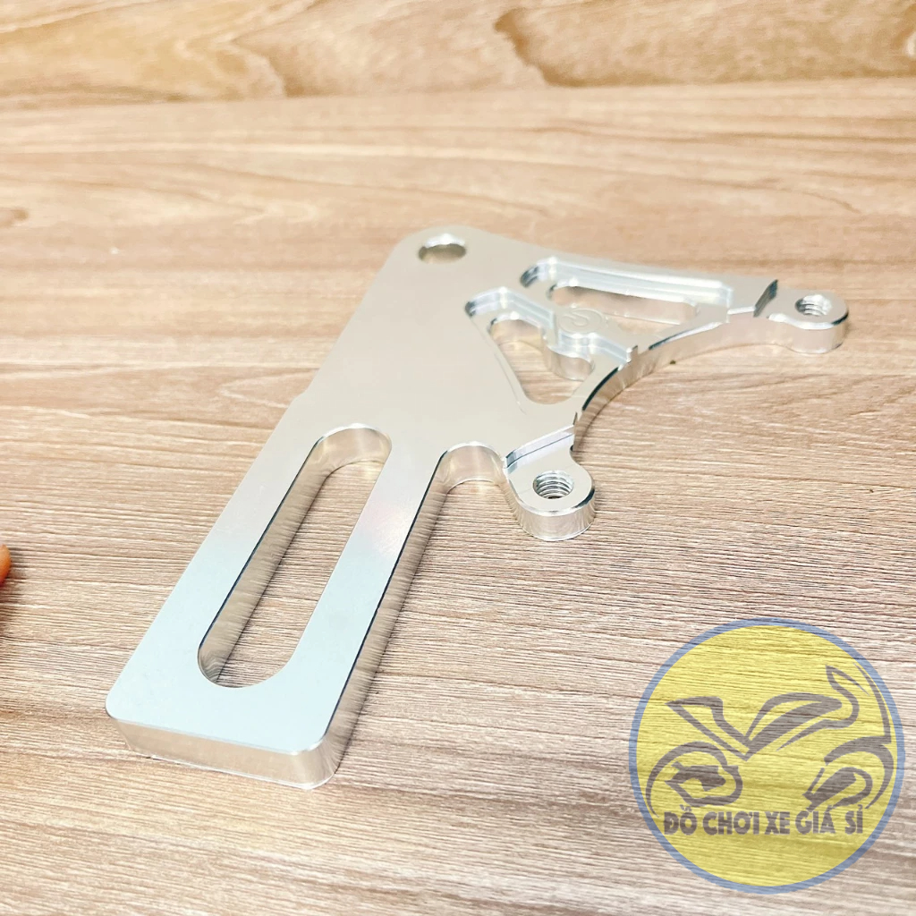 Pát sau Winner/Sonic quay lên đĩa 220mm màu trắng CNC xài heo 2 piston đối xứng
