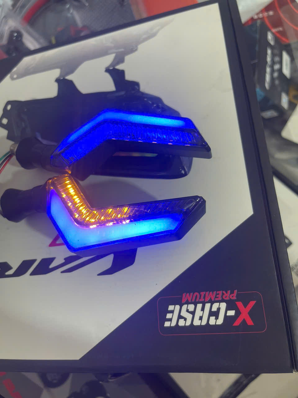 Xi nhan chữ z điện 12V