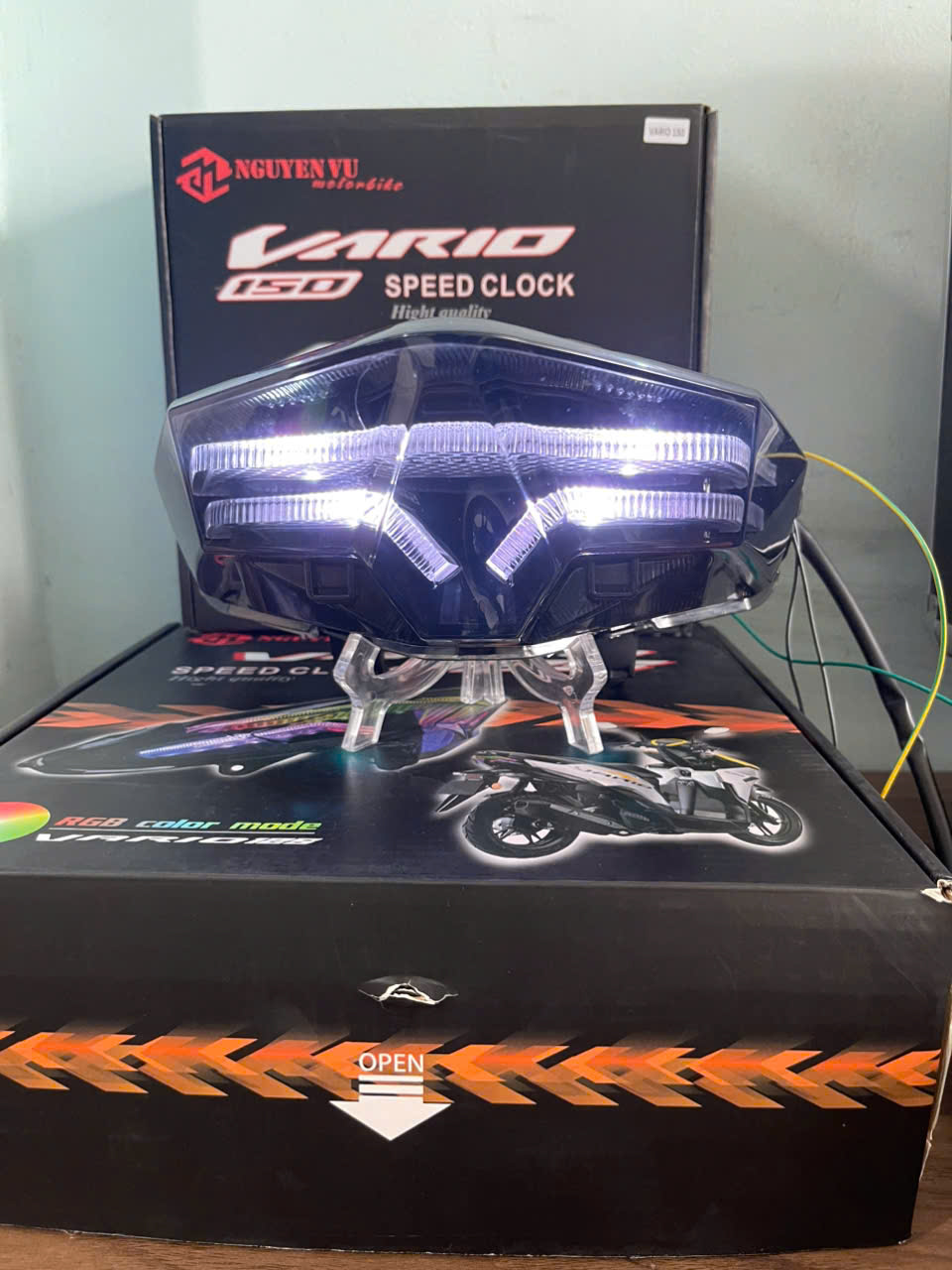 Đèn Hậu VARIO thương hiệu NVM đời  2018-2026  125 150  tích hợp xinhan