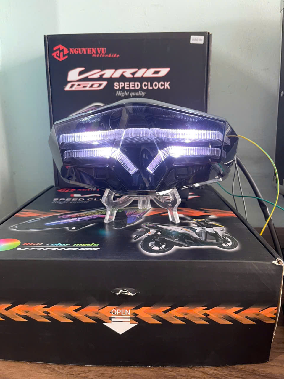 Đèn Hậu VARIO thương hiệu NVM đời  2018-2026  125 150  tích hợp xinhan