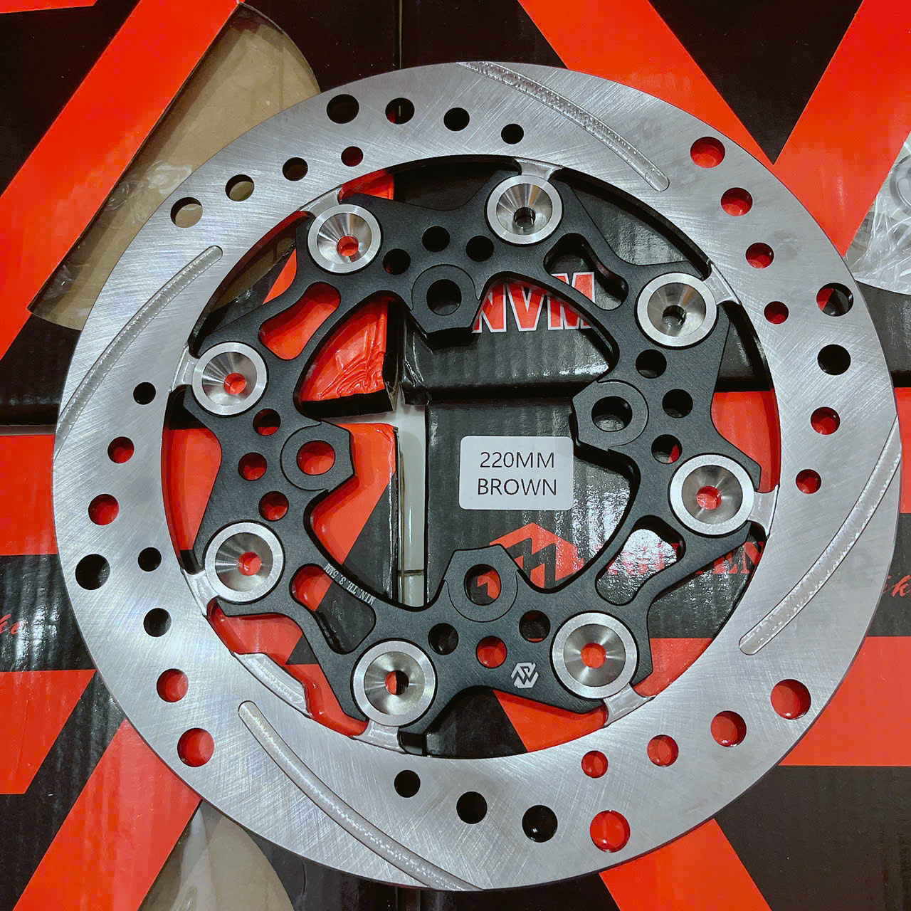 Đĩa thắng 220mm 4 lỗ thông dụng thương hiệu NVM mẫu k6