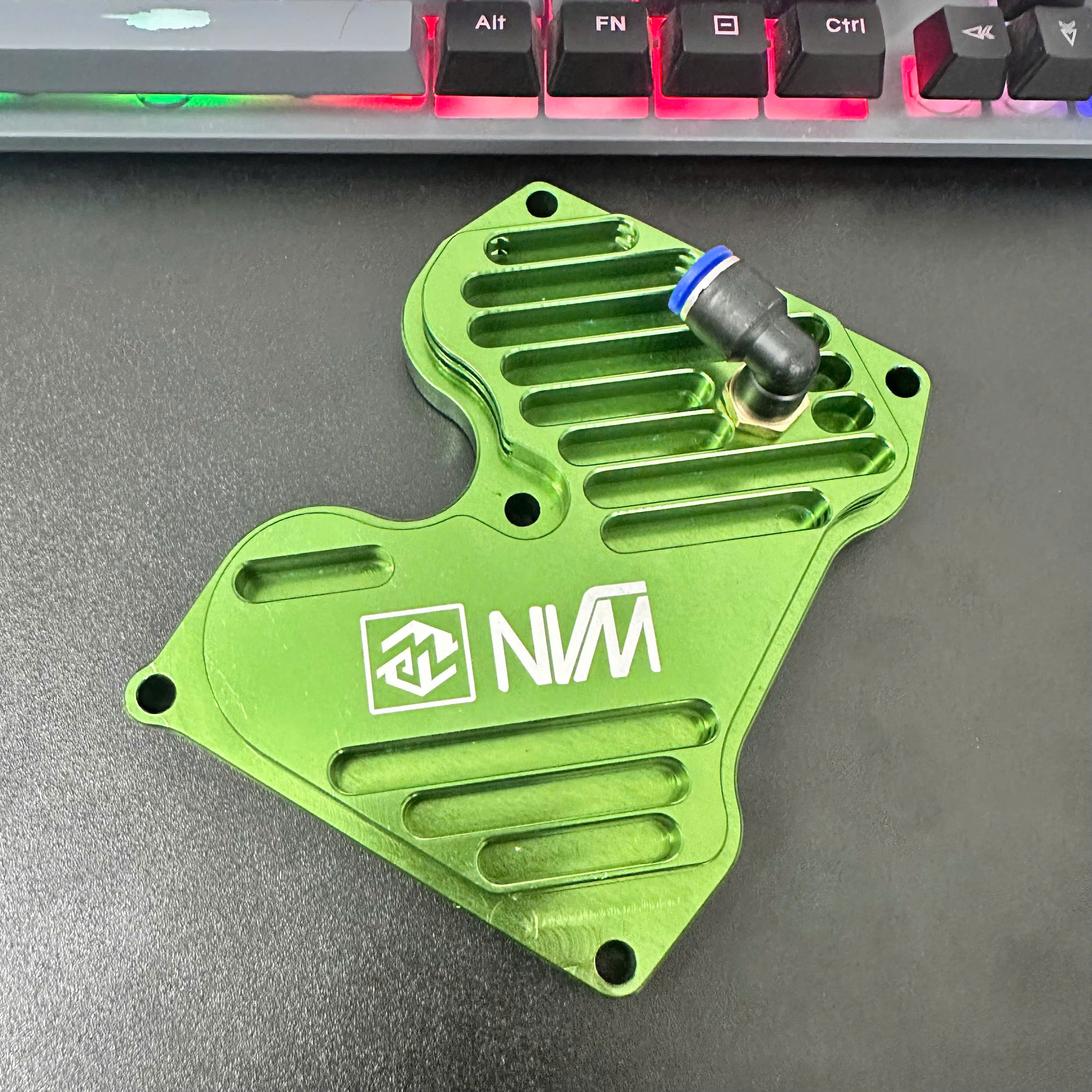 Bộ Nắp Đầu Bò Hợp Kim Nhôm CNC NVM EX135 4s, EX150 có ống hơi