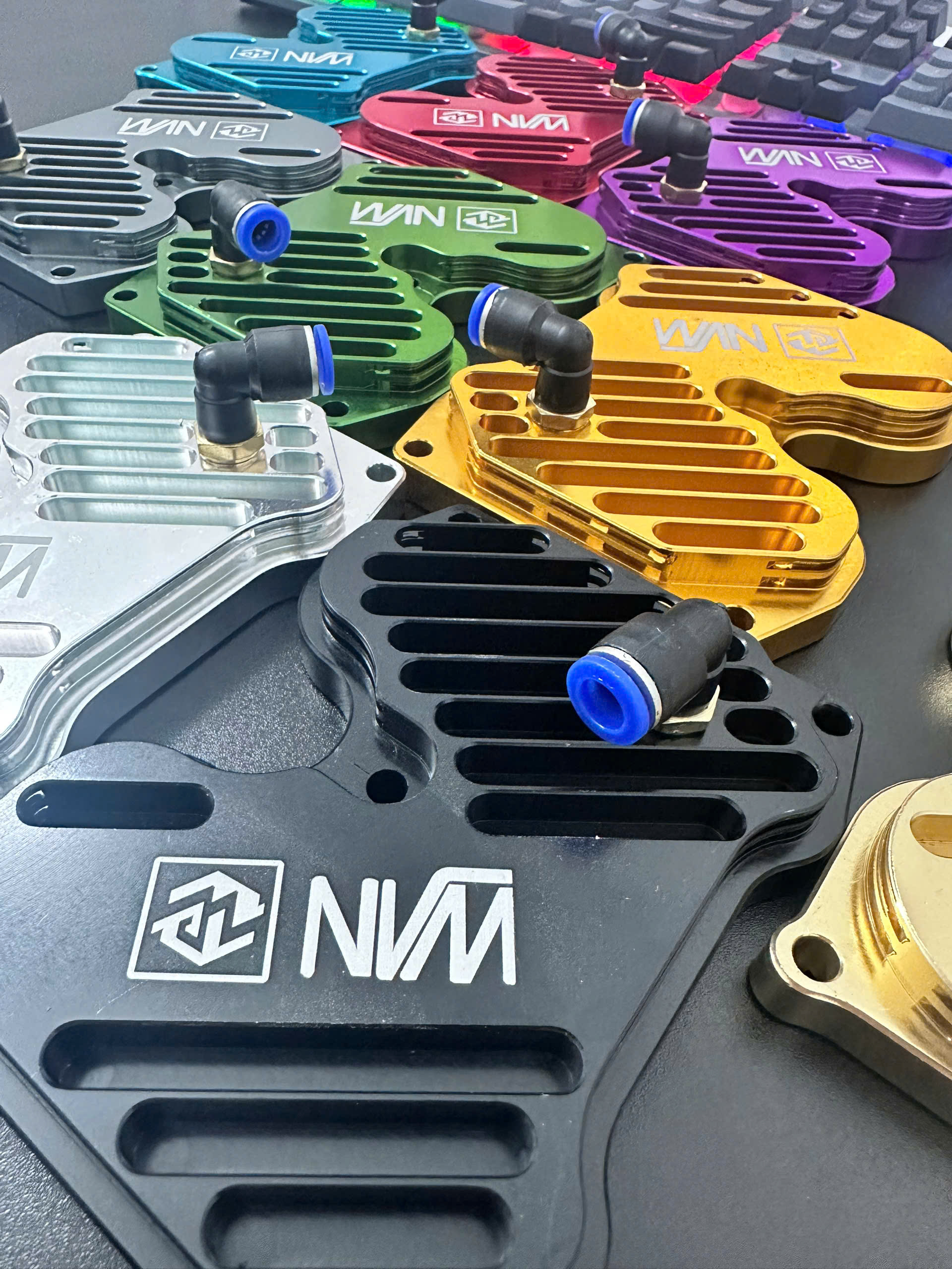 Bộ Nắp Đầu Bò Hợp Kim Nhôm CNC NVM EX135 4s, EX150 có ống hơi