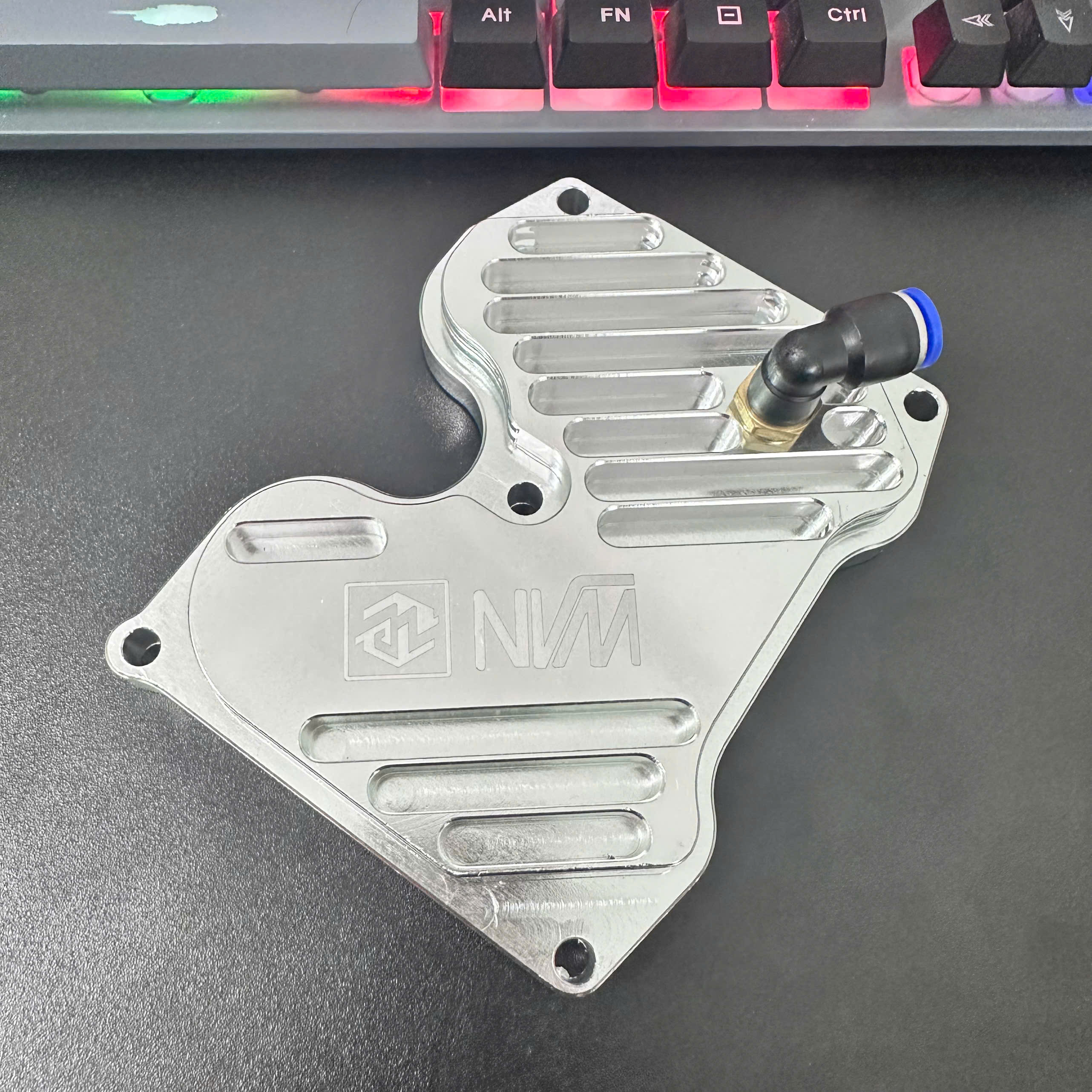 Bộ Nắp Đầu Bò Hợp Kim Nhôm CNC NVM EX135 4s, EX150 có ống hơi