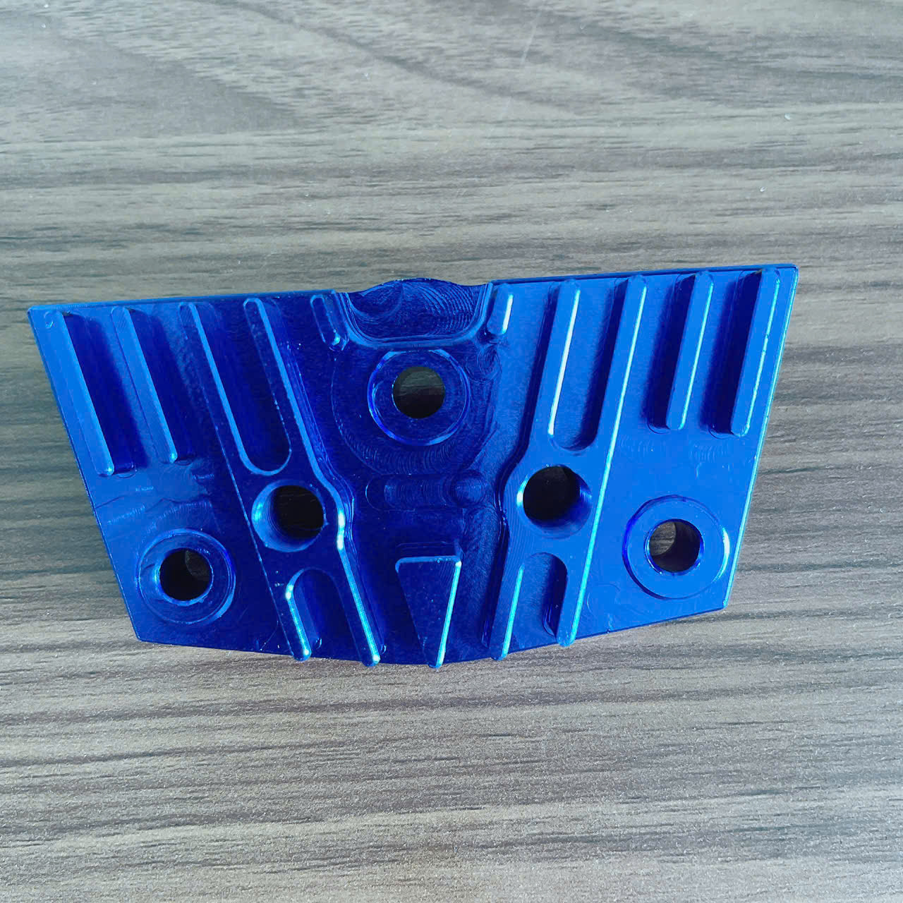 NẮP CÁNH BƯỚM CNC CÓ LỖ BẮT KÉT NHỚT SỬ DỤNG CHO ĐẦU WAVE DREAM