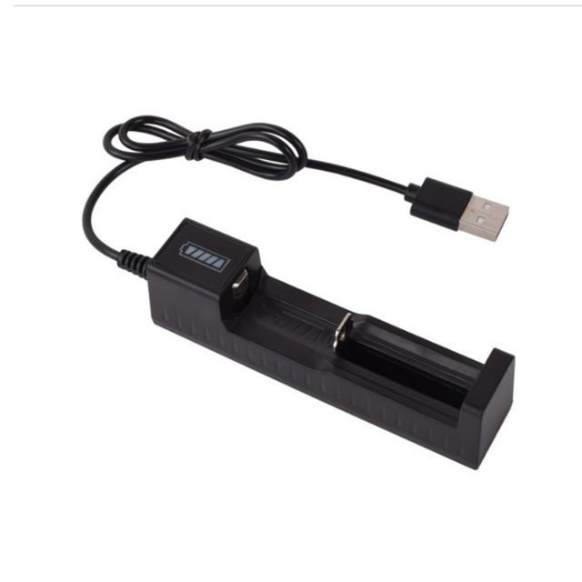 Sạc 1 Pin 18650 qua cổng USB. Sạc pin 3.7V - 4.2V