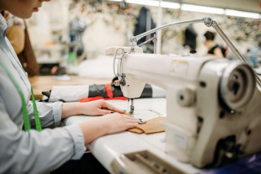 Sự Quan Trọng của Lao Động Nữ Trong Ngành Công Nghiệp May: Tại Nhật Bản