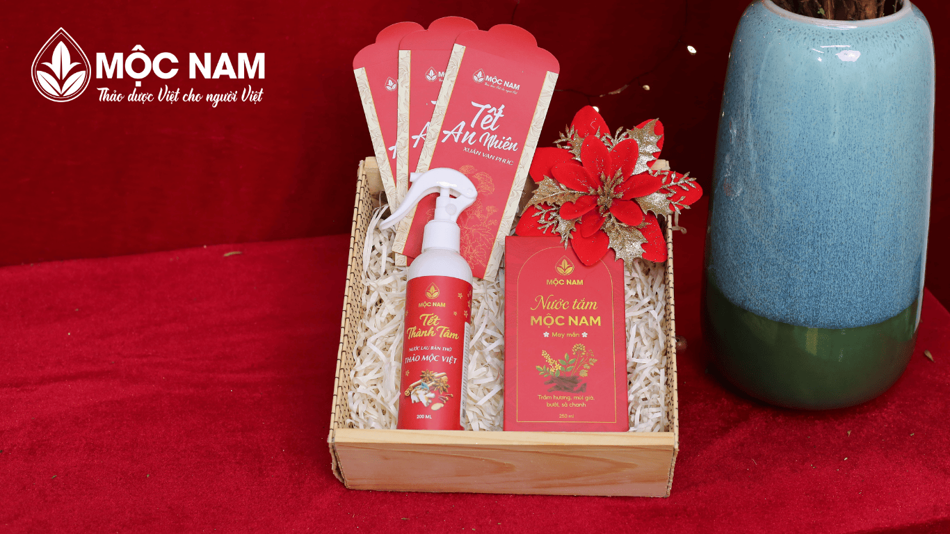 Nuoc-tam-thao-duoc-may-man-moc-nam