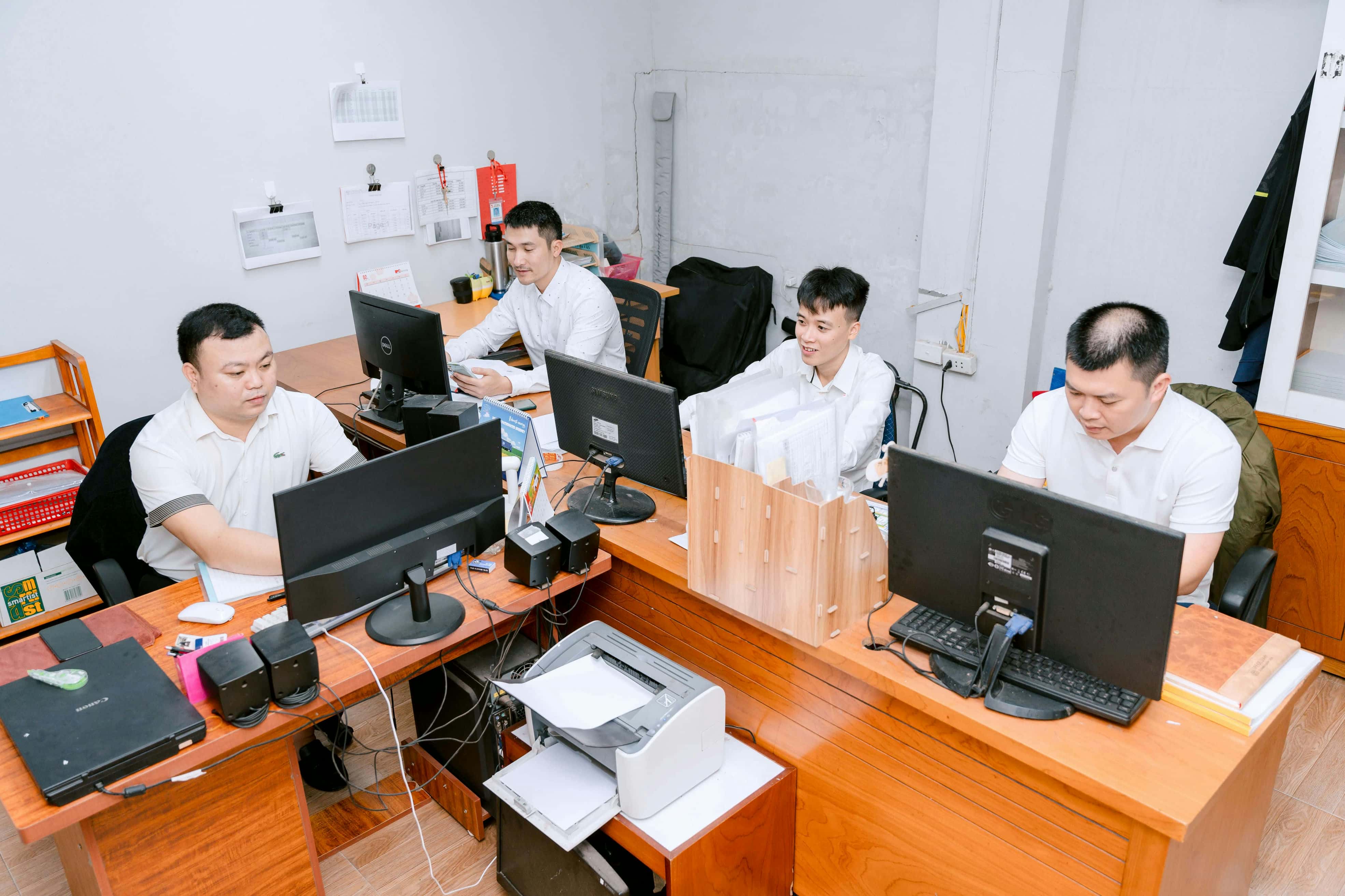 Hoạt động vận hành kiểm soát xe