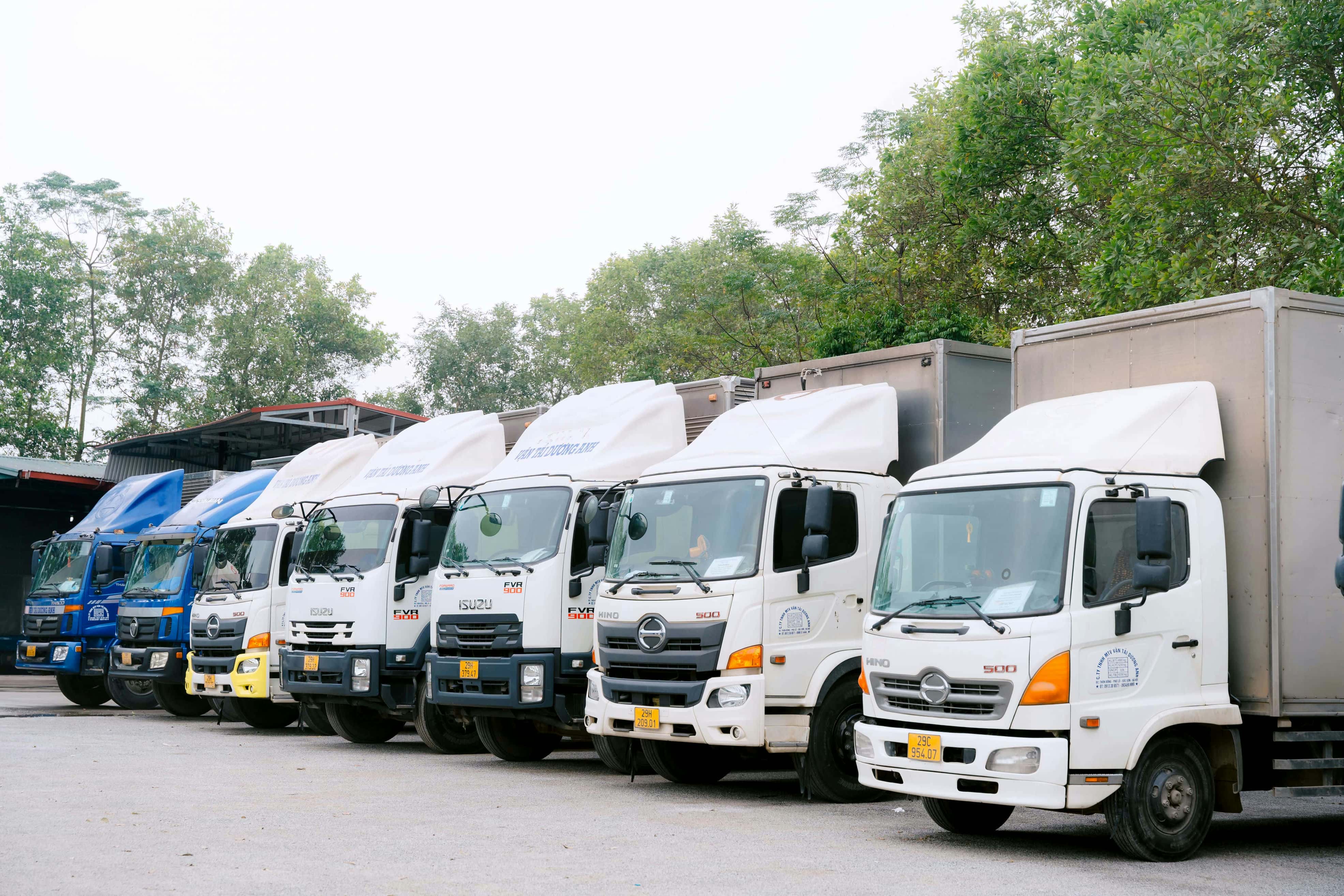 Xe tải thùng kín từ 1,5 đến 14 tấn