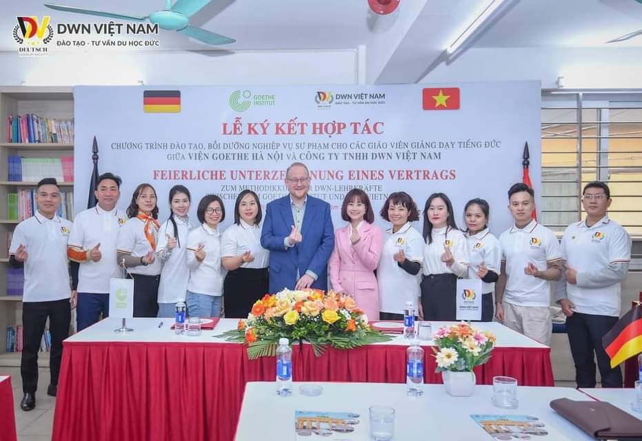 Ký kết hợp tác chương trình giữa DWN VIỆT NAM và VIỆN GOETHE HÀ NỘI đào tạo nghiệp vụ sư phạm cho các giáo viên giảng dạy