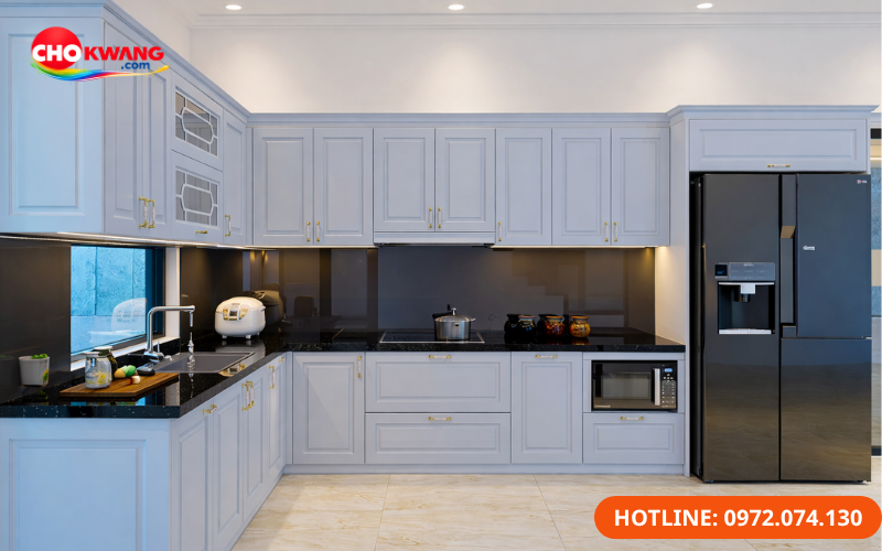 Sơn PU Hay Sơn NC Cho Tủ Bếp? So Sánh Chi Tiết Và Lời Khuyên Thực Tế