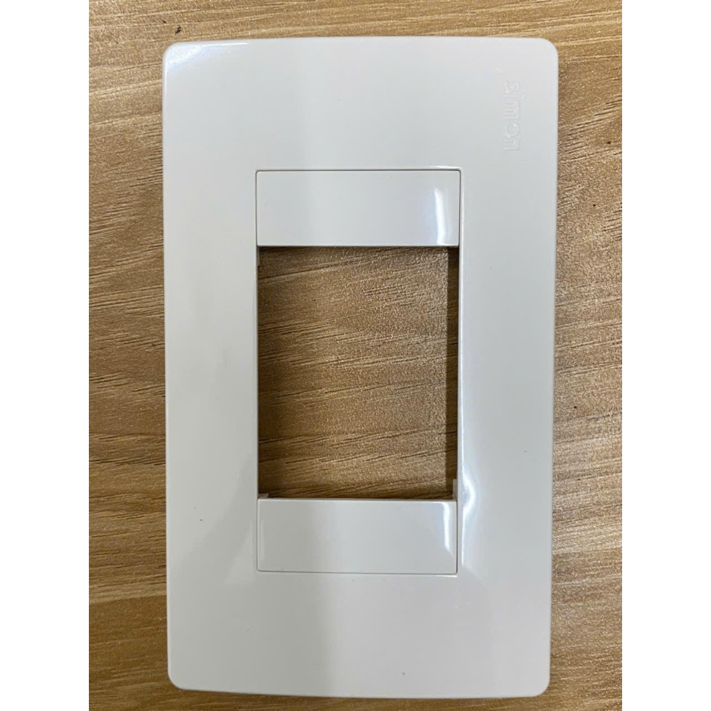 Mặt aptomat tép đôi lắp dọc (Trắng) Simon K1 K1062D