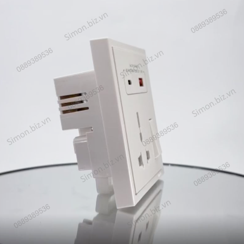 Ổ cắm đa năng kèm công tắc sạc USB Type C và công tắc ổ cắm màu trắng Simon i7 70E7253