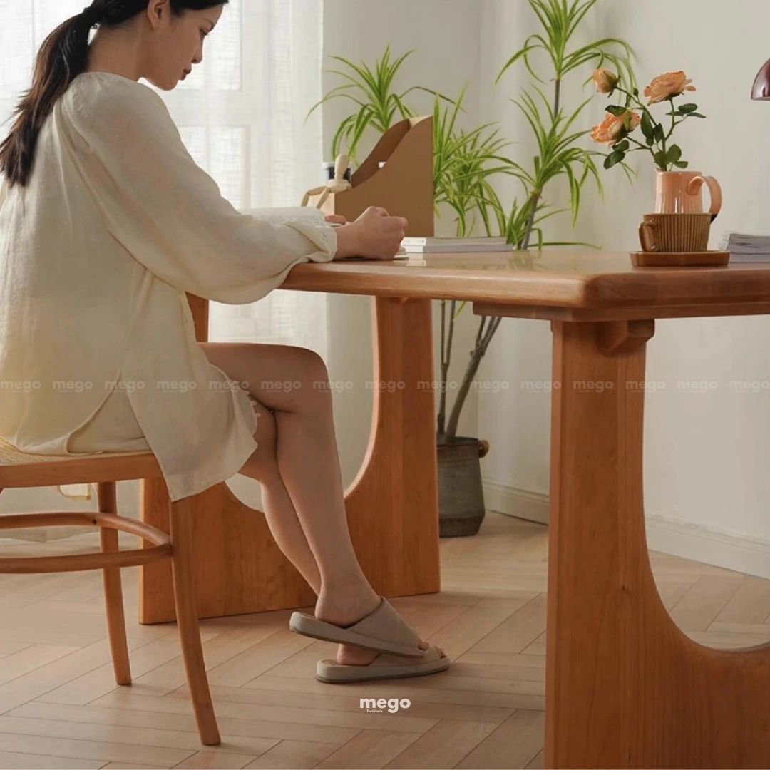 bàn ăn gỗ tự nhiên