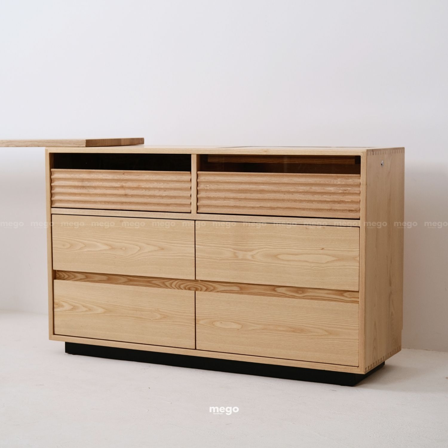 Bàn Trang Điểm Muse
