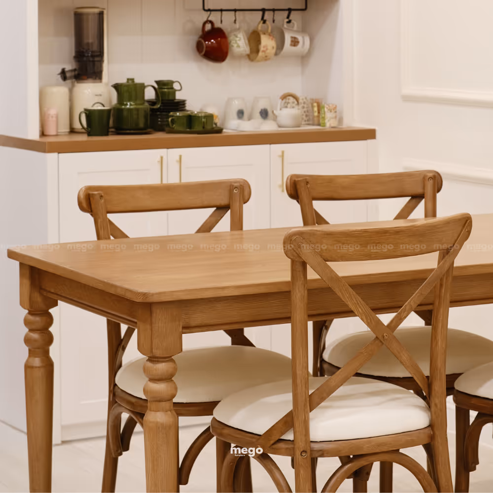 ghế ăn gỗ cổ điển